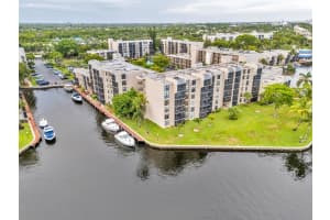 7 Royal Palm Way 4080, Boca Raton