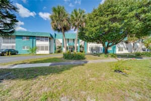 2271 Nw 47th Ter 107, Lauderhill