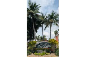 8235 Lake Dr 303, Doral