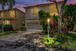 1251 Hayes, Hollywood