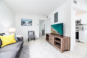 805 Ne 23rd Drive 1, Wilton Manors