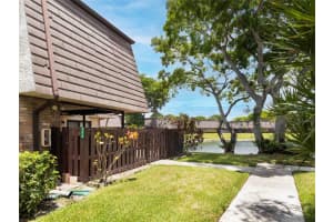 2678 Nw 99th Ave, Coral Springs