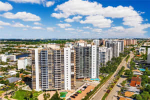 2715 N Ocean Boulevard 17f, Fort Lauderdale