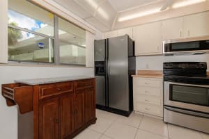 6075 N Sabal Palm Boulevard 204, Tamarac