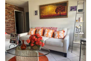 1500 Nw 32nd Avenue, Lauderhill