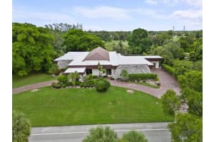 5304 Woodlands Blvd, Tamarac