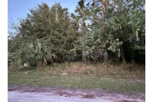 8676 104th Ct, Vero Beach