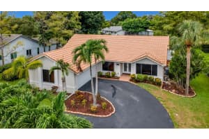 1462 Nw 97th Ter, Coral Springs