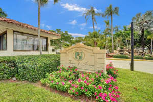 4200 Inverrary Blvd 3103, Lauderhill