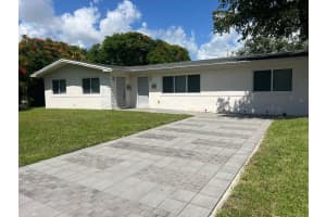 11942 Sw 81st Rd 11942, Pinecrest