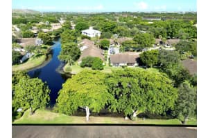 3264 Carambola Cir 3264, Coconut Creek