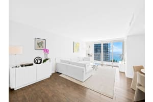 2200 Ne 33rd Ave 15j, Fort Lauderdale