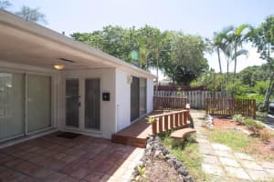 909 Ne 12th Ave C, Pompano Beach