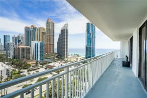210 174 174 Street 1810, Sunny Isles Beach