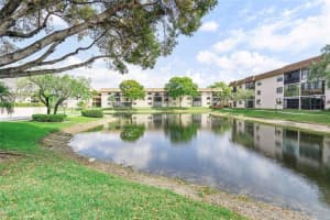 4955 E Sabal Palm Boulevard 104, Tamarac