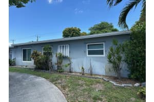627 W Ilex Dr, West Palm Beach