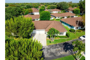 9870 Pecan Tree Dr B, Boynton Beach