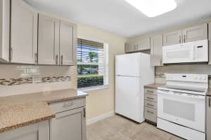 301 Se 3rd St 110, Dania Beach