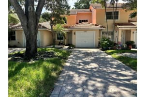 8402 Nw 40th Ct, Sunrise