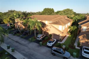 1549 Barcelona Way, Weston