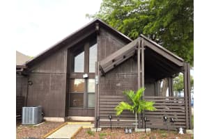 489 N University Dr 1-6, Plantation
