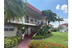 32 Abbey Ln 207, Delray Beach