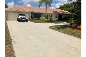 10477 Nw 4th Street, Coral Springs