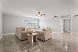 1958 Monroe St 303, Hollywood
