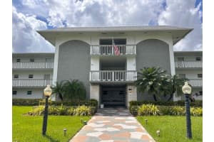 1200 Hillcrest Ct 315, Hollywood