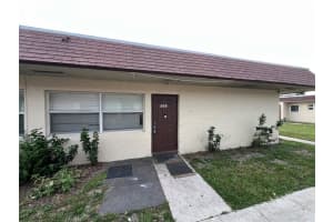 5303 Nw 24th Ct 46, Lauderhill