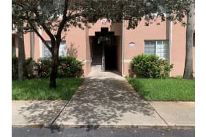 3221 Sabal Palm Mnr 207, Hollywood