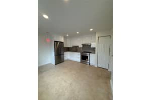 2865 Sw 16th St 5, Fort Lauderdale