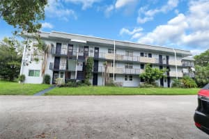 5495 Nw 10th Ct 203, Plantation