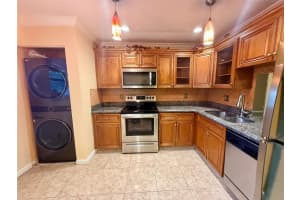 4215 Nw 22nd St 2117, Coconut Creek