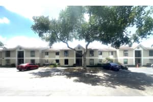 717 Gardens Dr 103, Pompano Beach