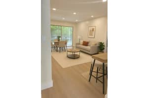 2720 Forest Hills Boulevard 204, Coral Springs