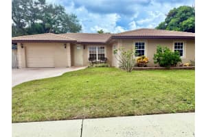 10690 Ember St, Boca Raton