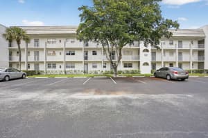 8100 Sunrise Lakes Boulevard 303, Sunrise