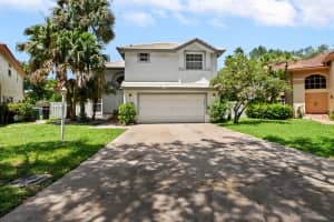 3668 Lincoln Way, Hollywood