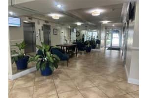 2350 Ne 135th St 203, North Miami