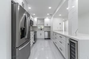 9811 N Hollybrook Lake Drive 308, Pembroke Pines