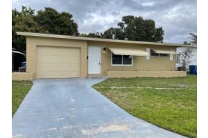 2480 Nw 81st Ter, Sunrise