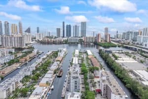 3703 Ne 166th St 1010, North Miami Beach