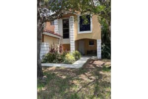 14980 Durham Ln, Davie