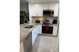 3060 Holiday Springs Blvd 106, Margate