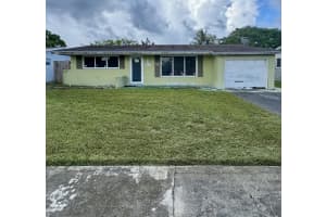 9020 Nw 24th Pl, Sunrise