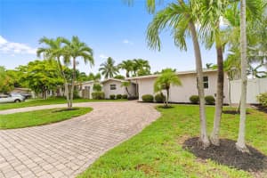 261 Se 8th St, Pompano Beach