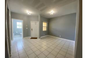 16839 Sw 1st Mnr, Pembroke Pines
