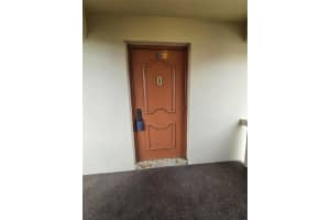 2800 W Sunrise Lakes Dr 312, Sunrise