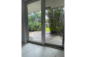 1614 Ne 11th Ave, Fort Lauderdale